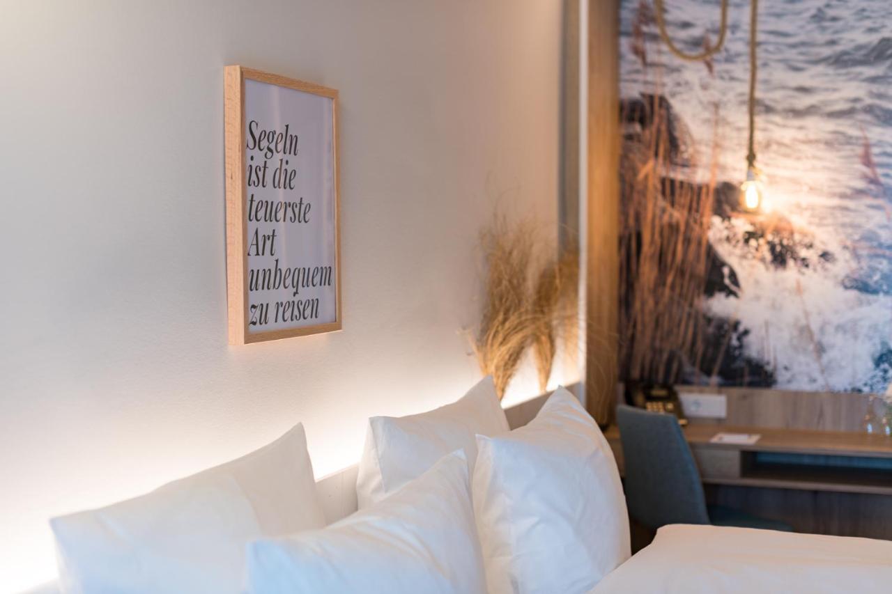Hafenhotel Zu Путбус Екстериор снимка