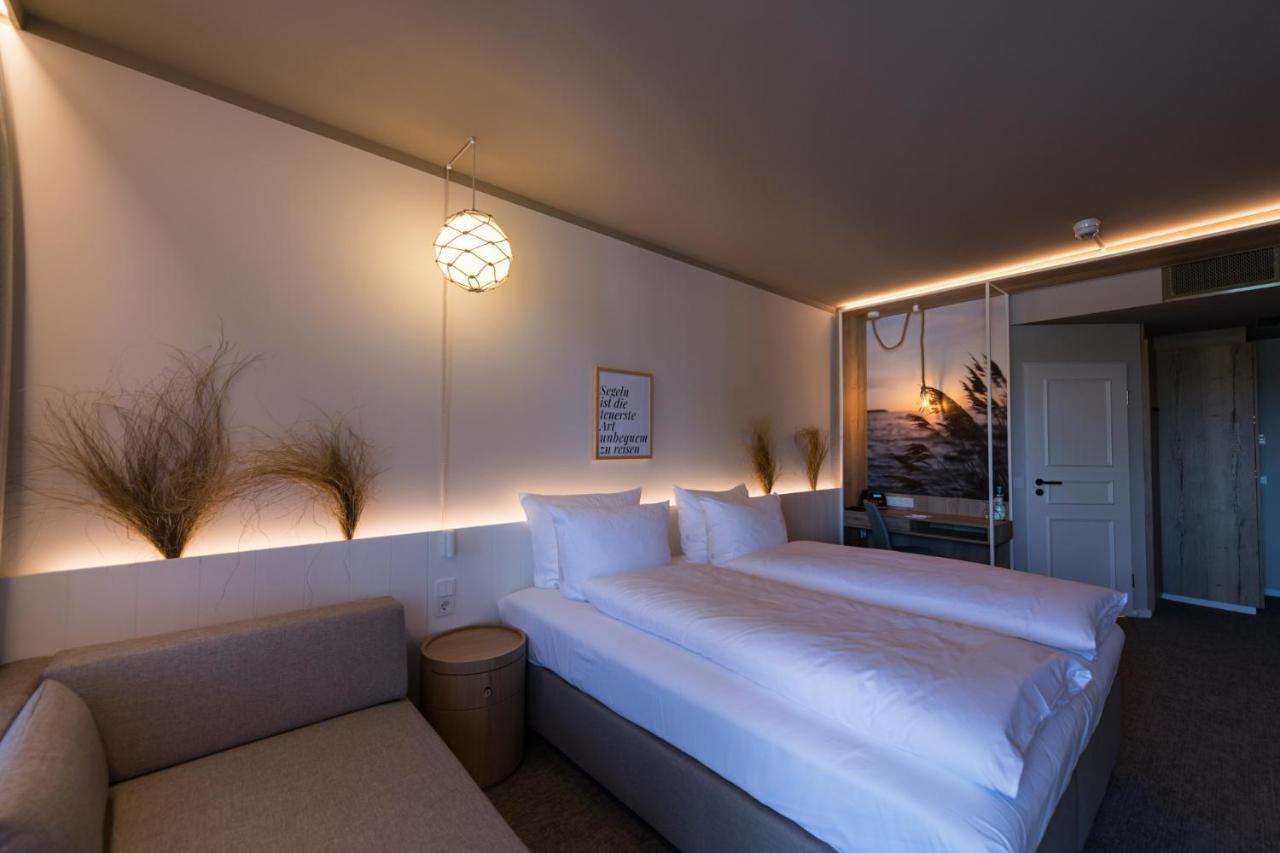 Hafenhotel Zu Путбус Екстериор снимка