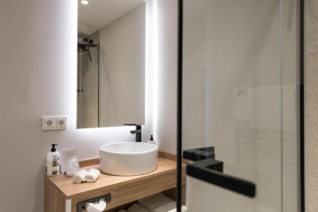 Hafenhotel Zu Путбус Екстериор снимка
